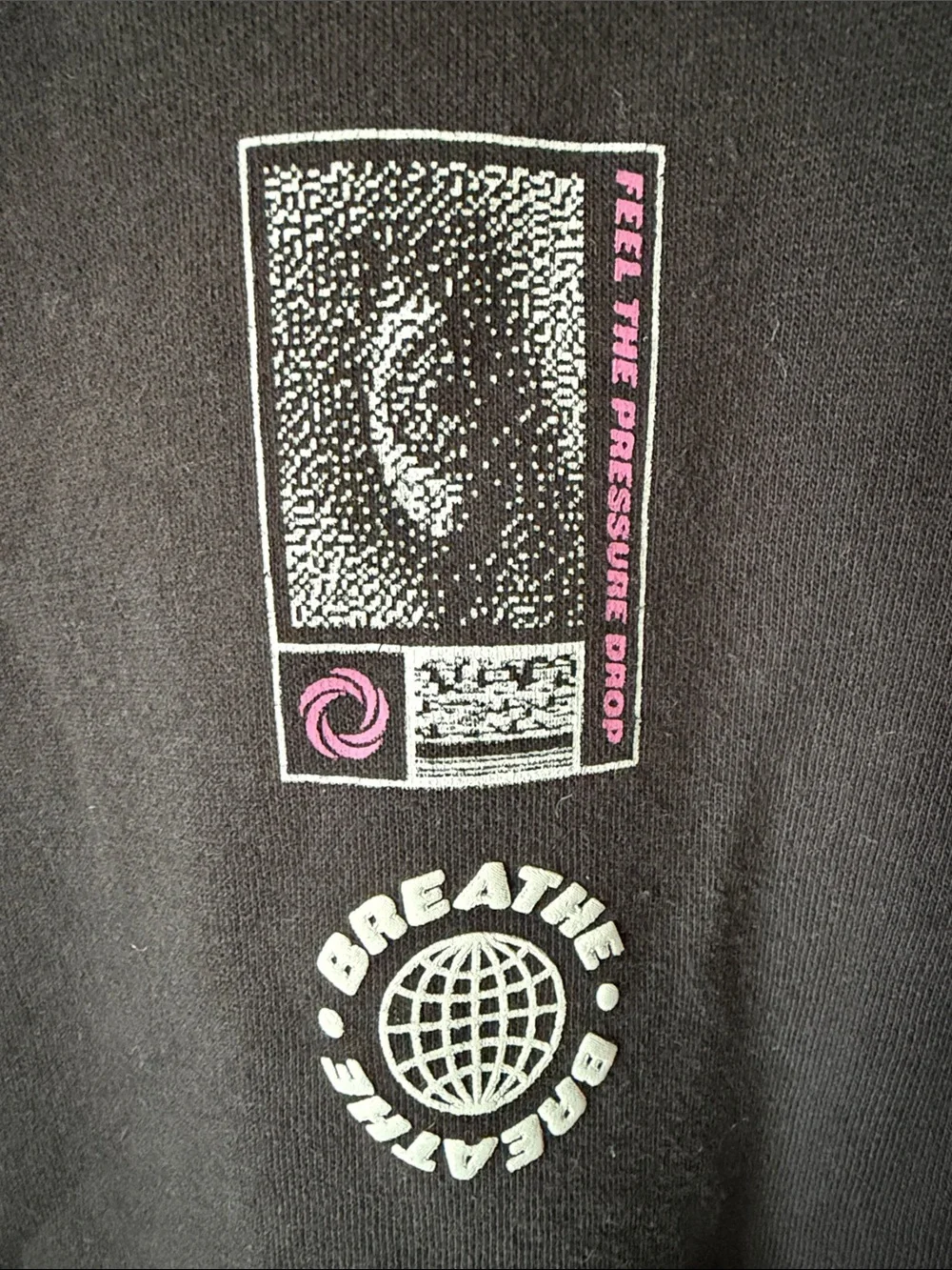 H&M Oversized Sweatshirt in Black